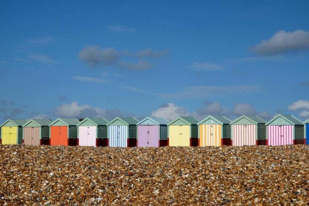 Poets Rest, Free Parking, Ev Socket Fees Apply Walk To Beach Brighton Екстер'єр фото
